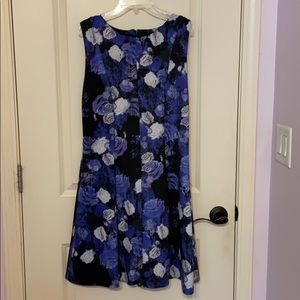 BLUE FLORAL DRESS